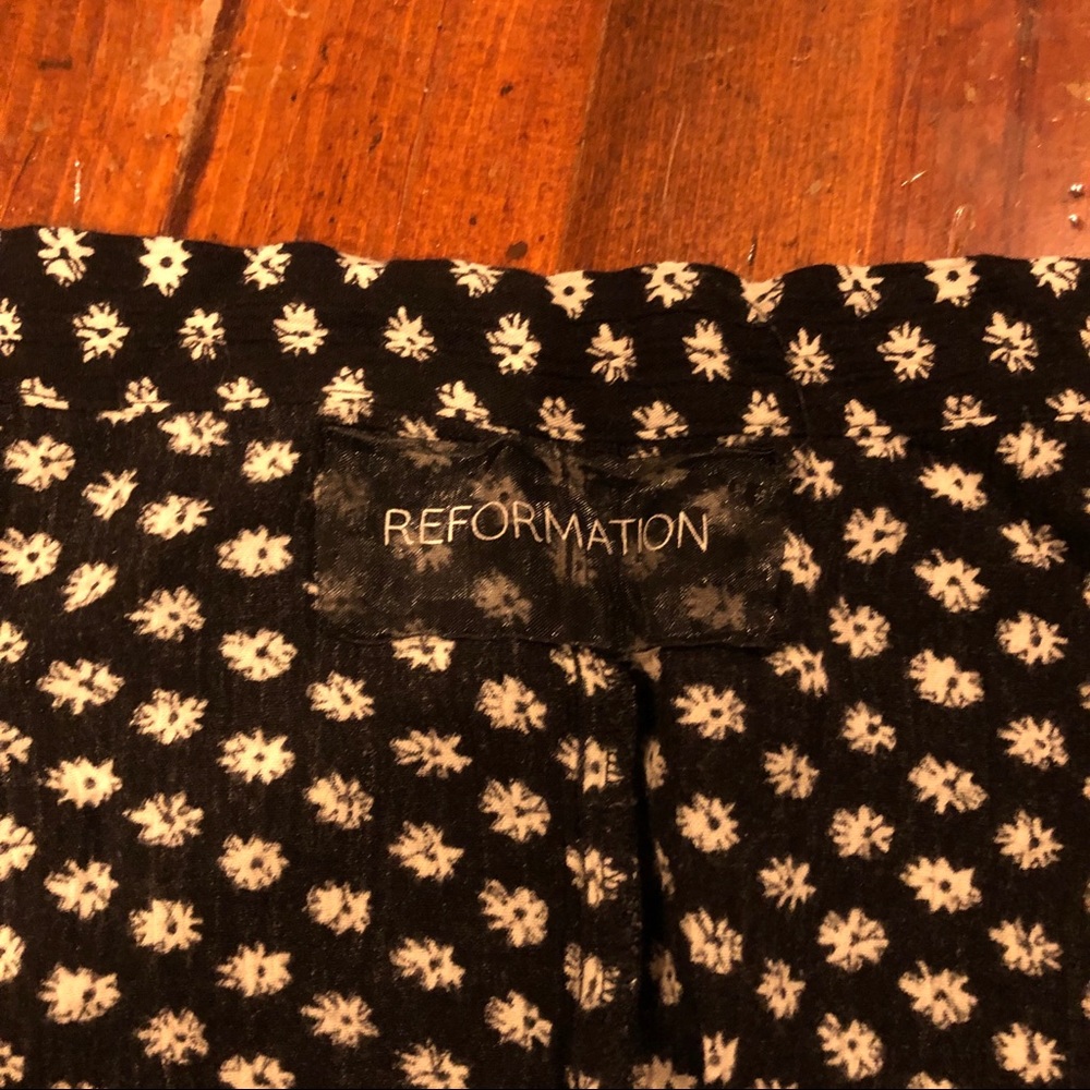 Reformation wrap skirt black and white florals